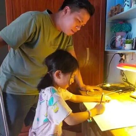 越南新规:逼娃过度学习罚1000万,软硬家暴罚2000万,12月15日开始执行!